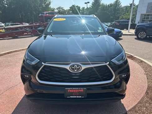 Used 2022 Toyota Highlander XLE image 8
