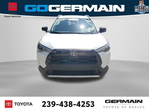 Used 2026 Toyota Corolla Cross LE FWD image 3