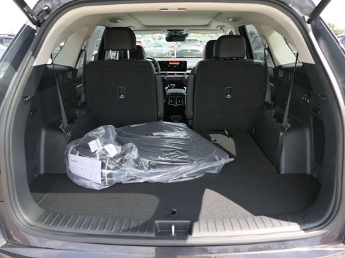 New 2026 Kia Sorento AWD image 17