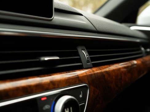 Used 2017 Audi A4 2.0T Ultra Premium w/ Audi MMI Navigation Plus image 34