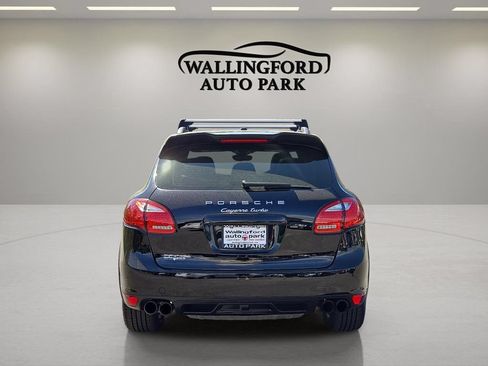 Used 2014 Porsche Cayenne Turbo AWD/4WD image 5