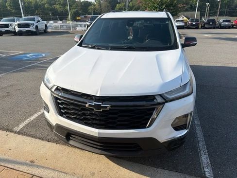 Used 2023 Chevrolet Traverse Premier w/ Redline Edition FWD image 2