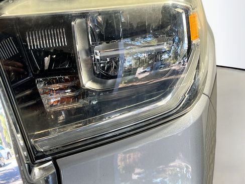 Used 2019 Toyota Tundra Limited image 12