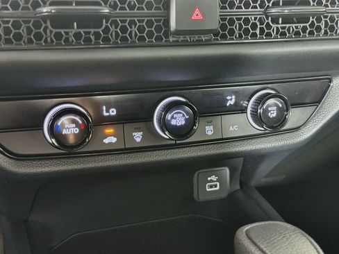 Used 2024 Honda HR-V LX image 17