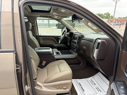 Used 2014 Chevrolet Silverado 1500 LTZ Z71 w/ LTZ Plus Package AWD/4WD image 23