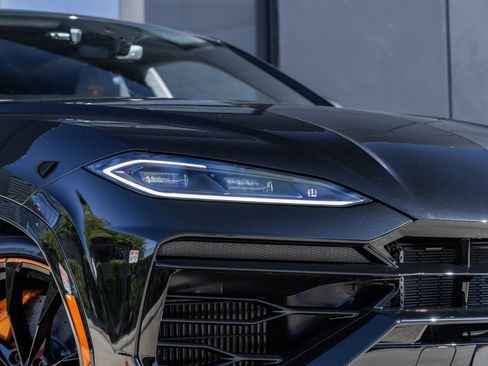 Used 2026 Lamborghini Urus SE AWD/4WD image 21
