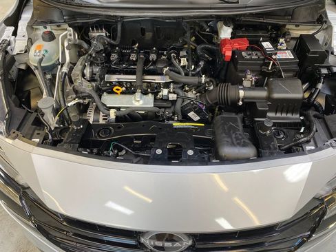 Used 2025 Nissan Versa S w/ Trunk Package FWD image 9