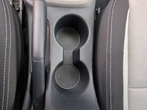 Used 2025 Hyundai Venue SEL FWD image 24