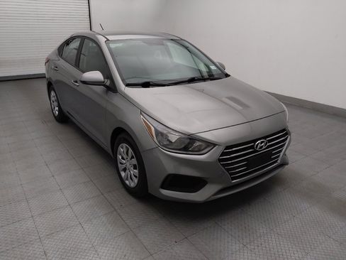 Used 2021 Hyundai Accent SE FWD image 13
