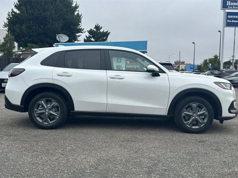 New 2026 Honda HR-V LX image 3