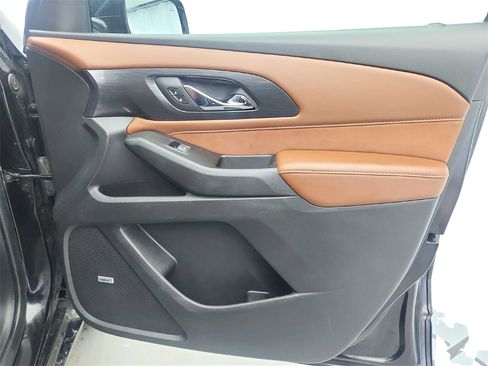 Used 2019 Chevrolet Traverse High Country image 25