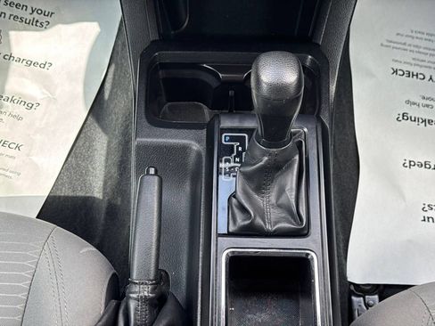 Used 2018 Toyota Tacoma SR w/ SR Convenience Package AWD/4WD image 24