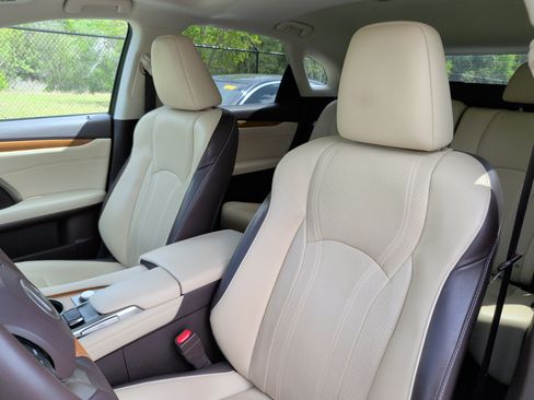 Used 2018 Lexus RX 350 FWD w/ Premium Package image 25