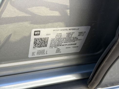 Used 2023 Buick Enclave Avenir w/ Avenir Technology Package FWD image 35
