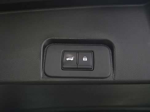 Used 2023 Nissan Rogue SV w/ SV Premium B Package AWD/4WD image 12