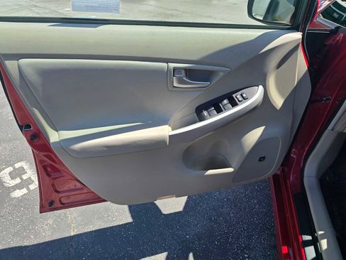 Used 2012 Toyota Prius Four image 24