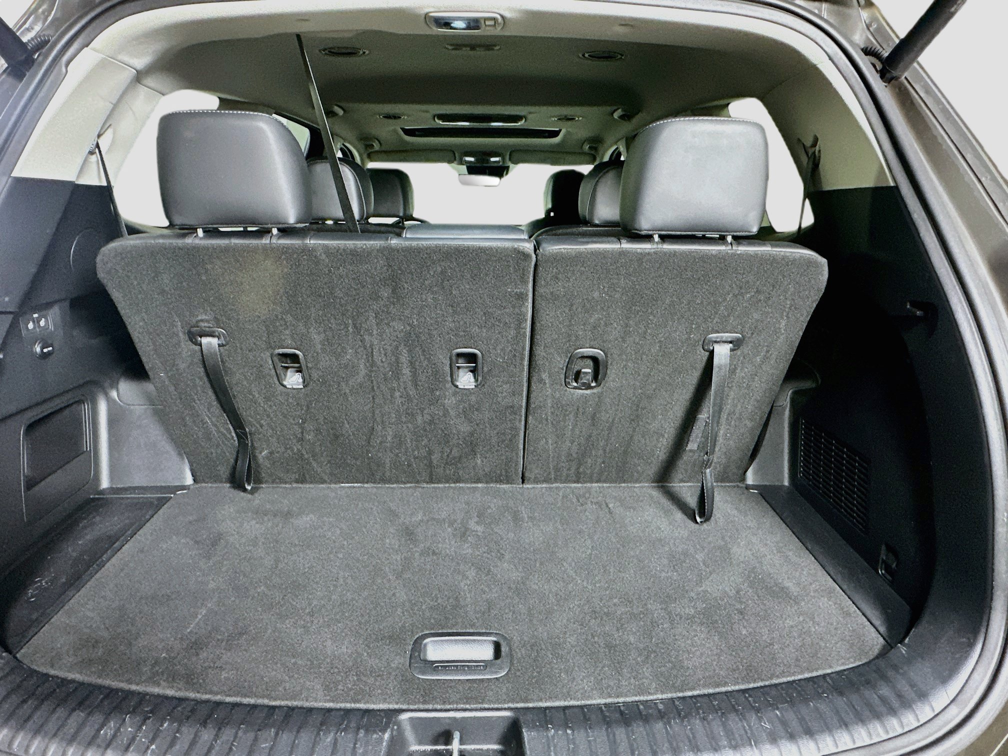 Used 2025 Kia Telluride S FWD image 30