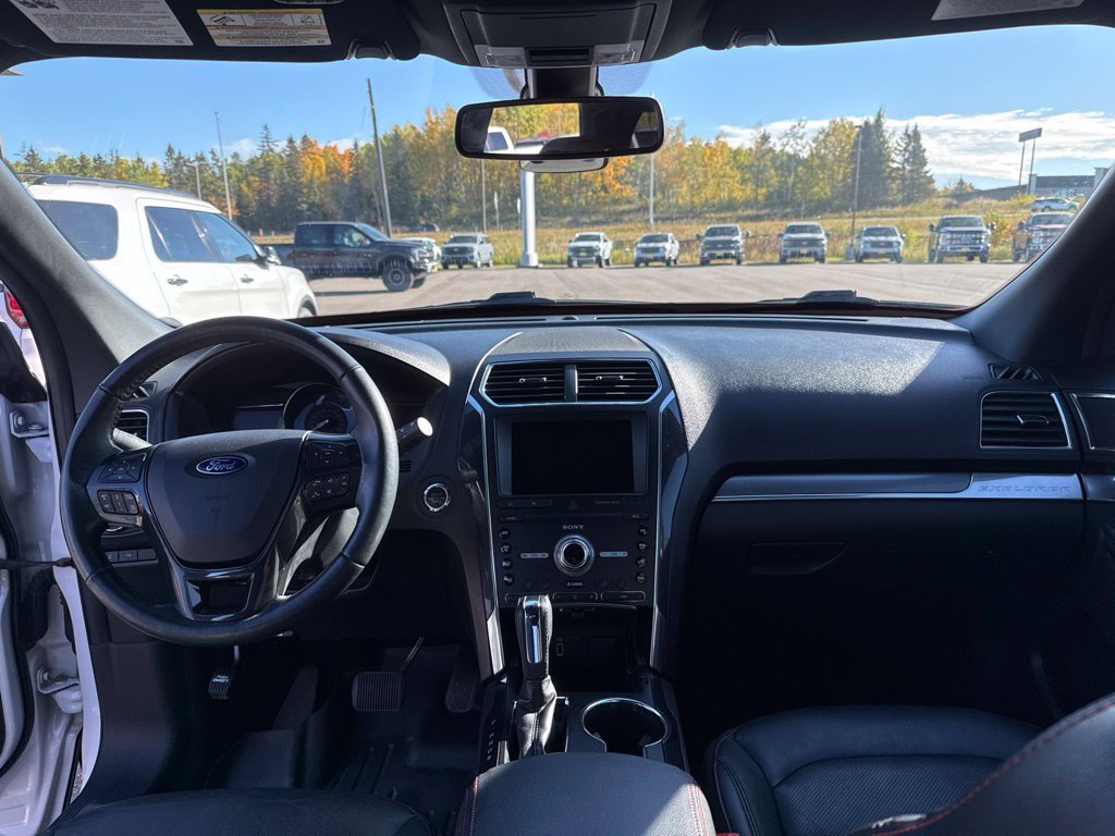 Used 2019 Ford Explorer Sport w/ Equipment Group 401A AWD/4WD image 14