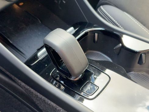 Used 2025 Volvo EC40 Ultra image 15