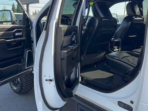 Used 2023 RAM 2500 Laramie AWD/4WD image 14