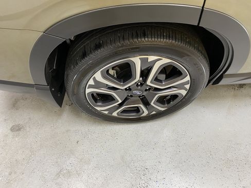 Used 2024 Subaru Ascent Touring w/ Popular Package #2 image 13