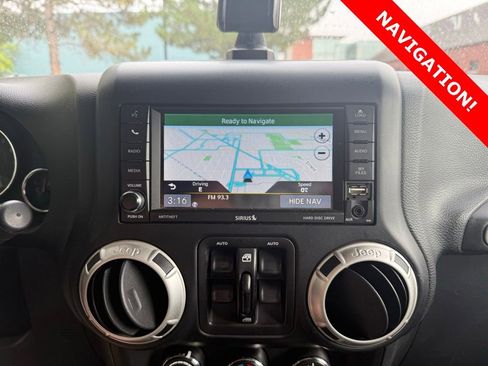 Used 2017 Jeep Wrangler Unlimited Sahara image 14