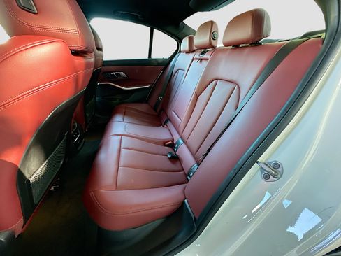 Certified 2023 BMW 330i Sedan w/ M Sport Package image 24