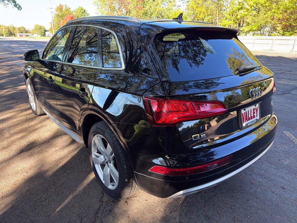 Used 2018 Audi Q5 2.0T Premium Plus w/ Premium Plus Package AWD/4WD image 18