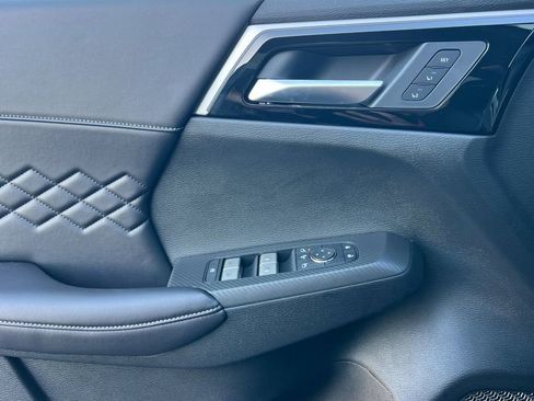 New 2025 Mitsubishi Outlander SEL Black Edition image 12