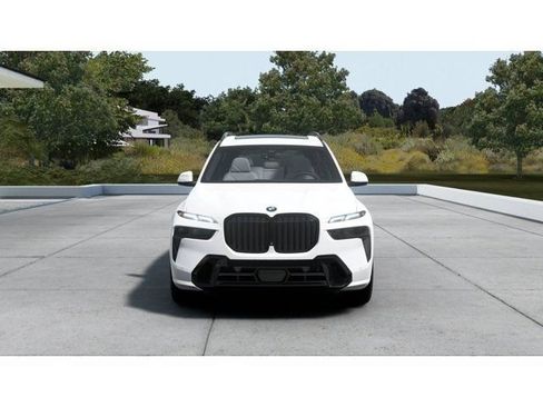 New 2027 BMW X7 xDrive40i w/ M Sport Package AWD/4WD image 3