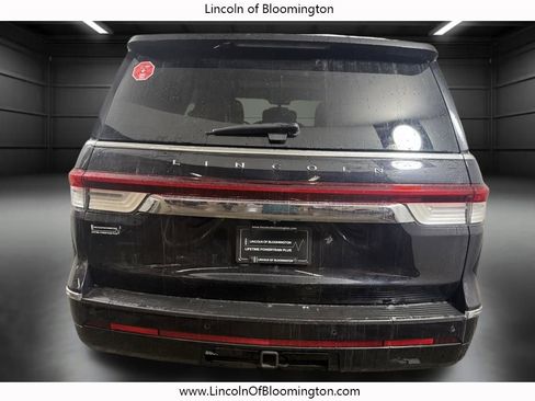 Certified 2023 Lincoln Navigator Reserve image 6