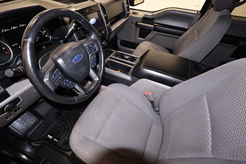 Used 2020 Ford F150 XLT w/ Equipment Group 302A Luxury AWD/4WD image 32
