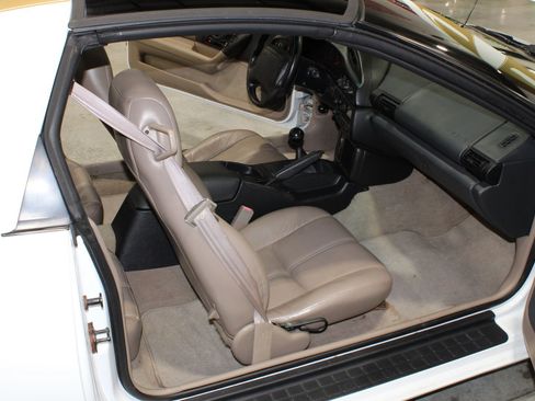 Used 1996 Chevrolet Camaro Z28 RWD image 7