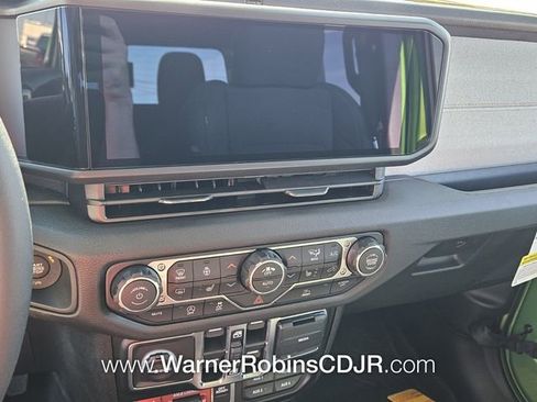 New 2026 Jeep Gladiator Sport image 21