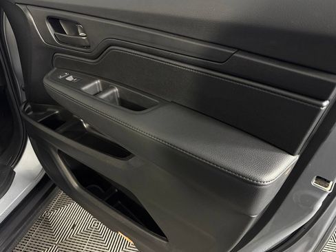 Used 2025 Honda Odyssey EX-L image 32