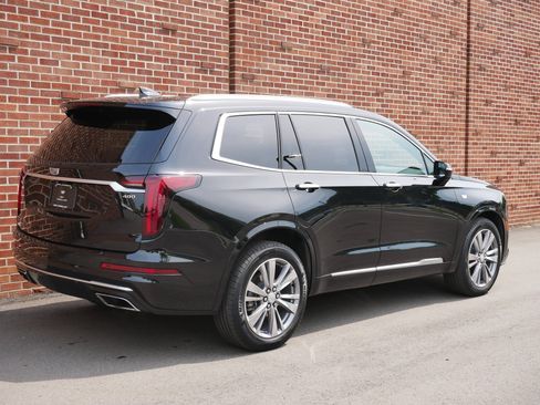 Certified 2024 Cadillac XT6 Premium Luxury AWD/4WD image 25