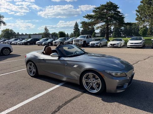 Used 2011 BMW Z4 sDrive35is RWD image 11