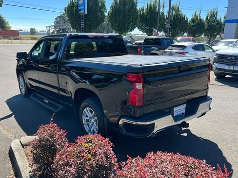 Used 2021 Chevrolet Silverado 1500 LT w/ Z71 Off-Road Package AWD/4WD image 5