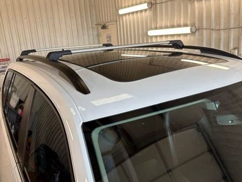 Used 2021 Volkswagen Atlas SE FWD image 4