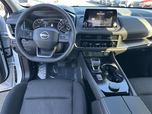 New 2026 Nissan Rogue SV image 17