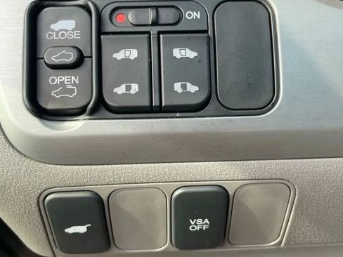 Used 2010 Honda Odyssey EX-L image 23