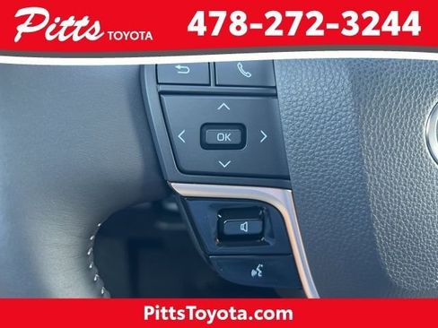 New 2026 Toyota Crown XLE image 17