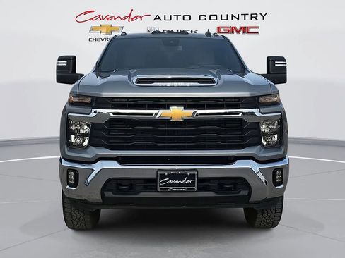 Used 2024 Chevrolet Silverado 3500 LT w/ Texas Edition RWD image 2