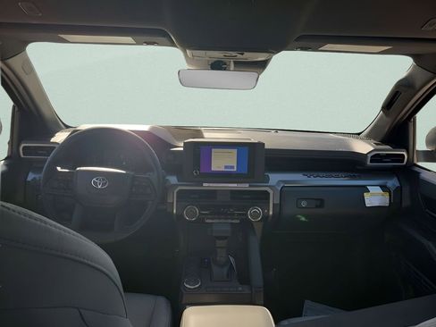 New 2026 Toyota Tacoma SR5 image 10