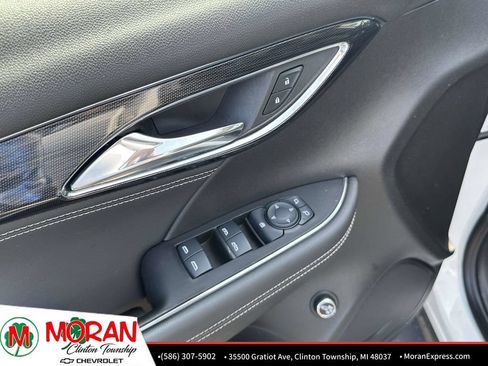 Certified 2022 Buick Envision Preferred FWD image 16