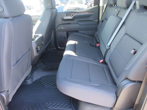 New 2026 Chevrolet Silverado 1500 LT Trail Boss w/ Convenience Package II image 16