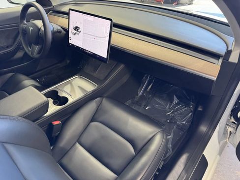 Used 2021 Tesla Model 3 Long Range AWD/4WD image 5