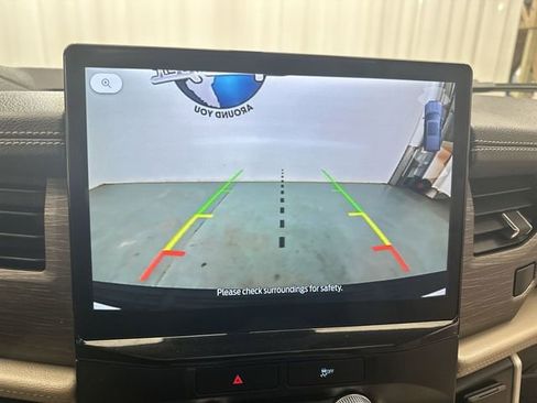 Used 2023 Ford Expedition Limited image 27