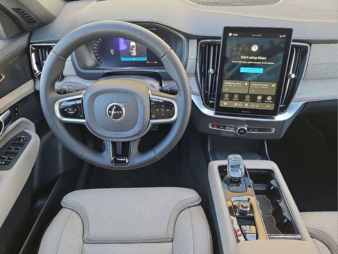 New 2026 Volvo XC90 B6 Ultra image 18