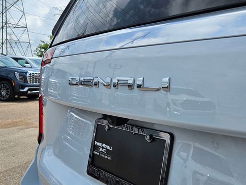 New 2026 GMC Yukon XL Denali RWD image 32